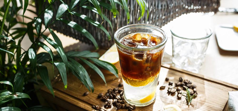 Come fare il Coffee Tonic: il drink dell'estate 2021