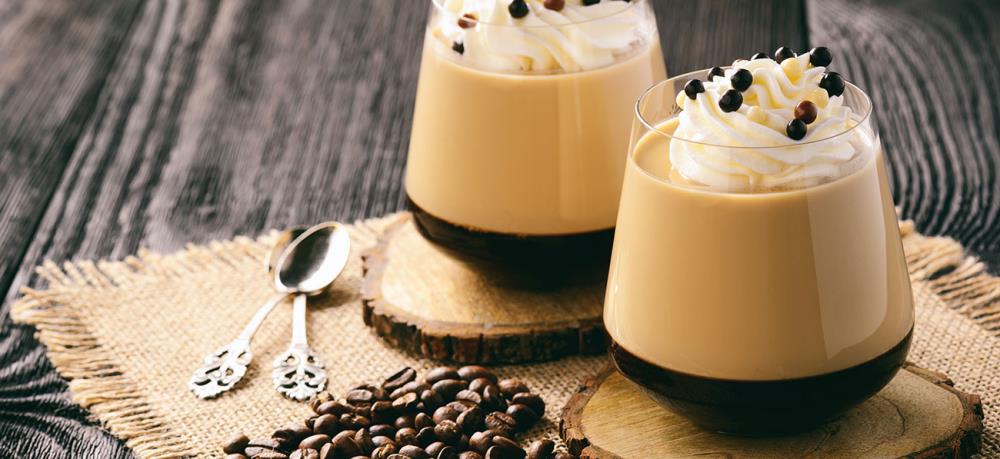 Panna cotta al caffè: il dolce al cucchiaio semplice e veloce